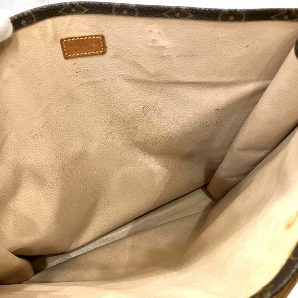 LOUIS VUITTON Authentic Brown Monogram Tote Bag - Picture 5 of 9
